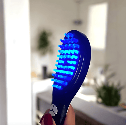 LuxLid™ Ultimate Regrow Brush